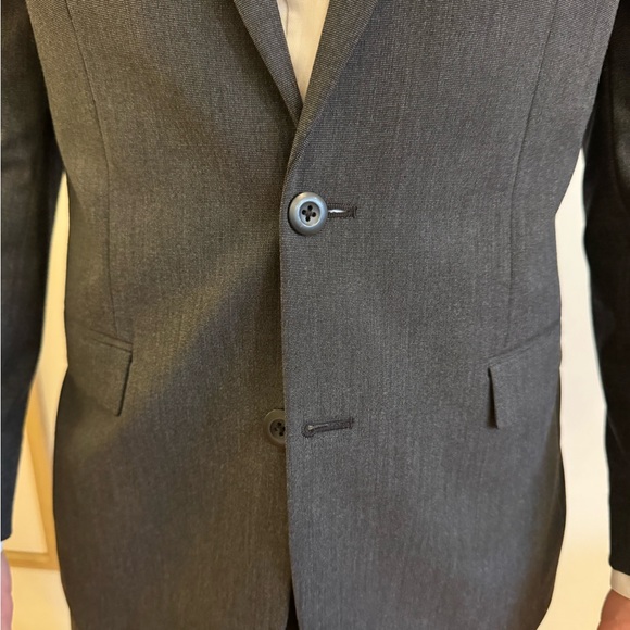 Express Charcoal Gray Suit - Picture 3 of 13